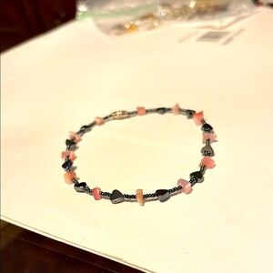 Elegant Black Hematite Hearts and Pink Quartz Bead Ankle Bracelet NWOT